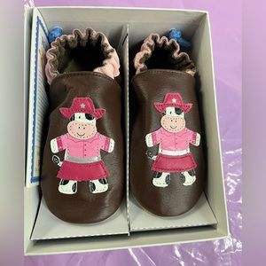 New Robeez soft sole
Rodeo star cow